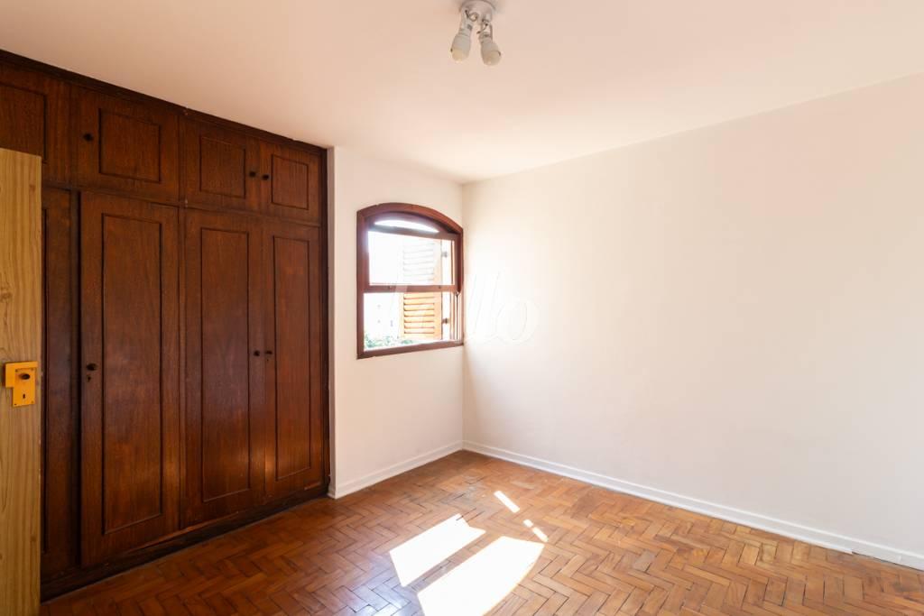 QUARTO 1 de Casa para alugar, sobrado com 250 m², 3 quartos e 2 vagas em Vila Pompeia - São Paulo