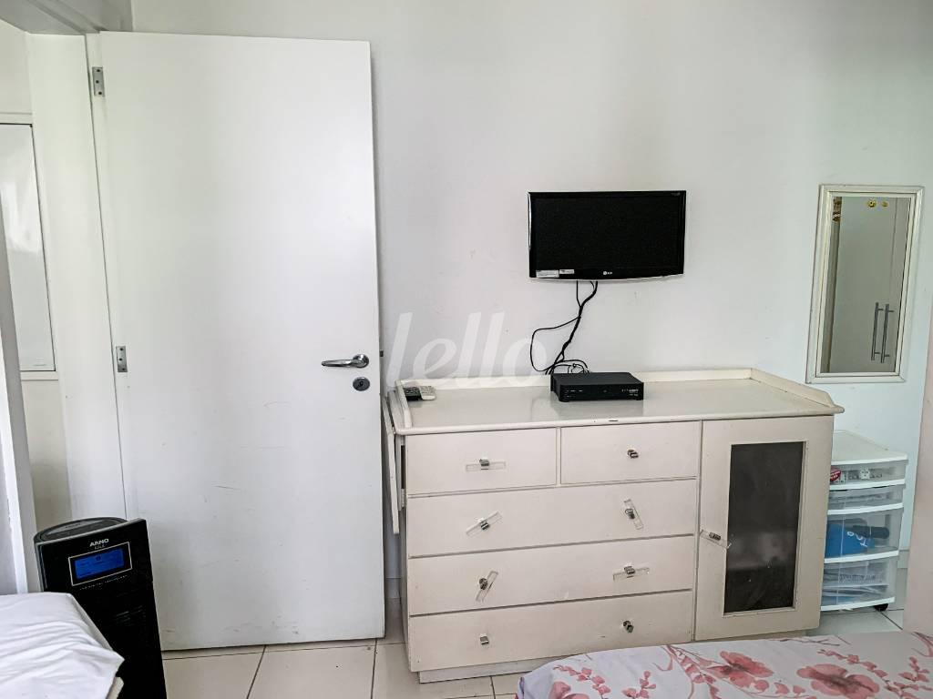 DORMITÓRIO DE SERVIÇO de Apartamento para alugar, Padrão com 292 m², 3 quartos e 4 vagas em Higienópolis - São Paulo