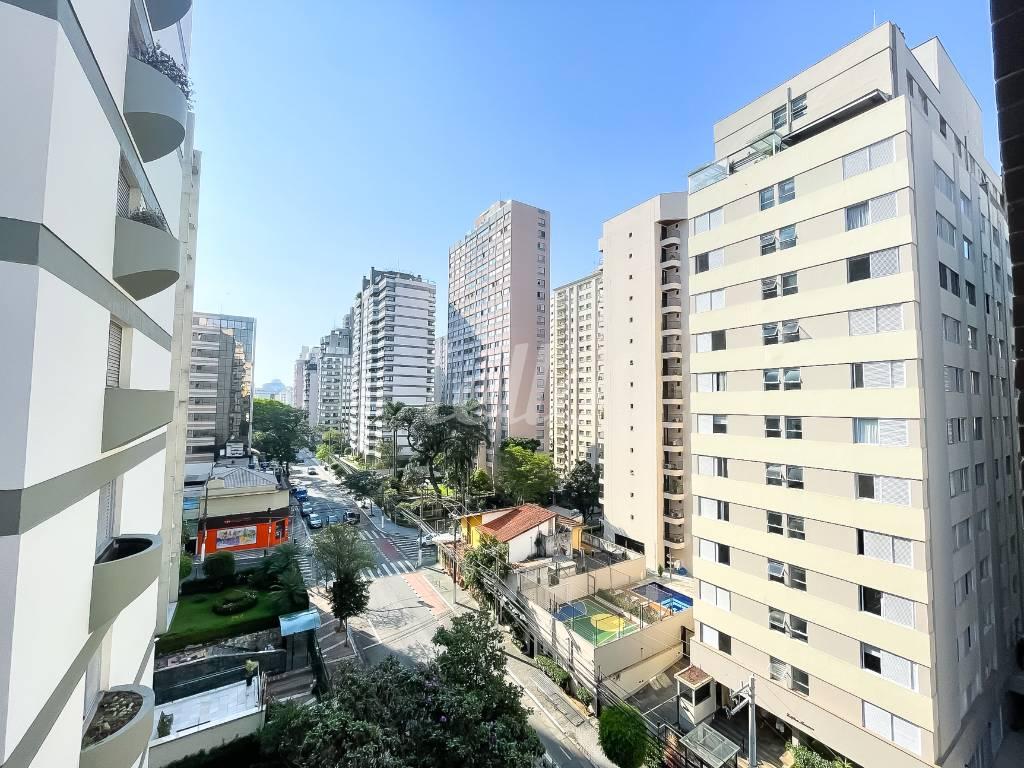 VISTA de Apartamento à venda, Padrão com 78 m², 2 quartos e 1 vaga em Indianópolis - São Paulo