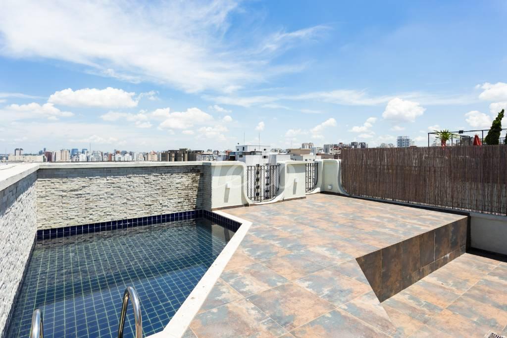 COBERTURA de Apartamento à venda, cobertura - Padrão com 182 m², 2 quartos e 2 vagas em Indianópolis - São Paulo