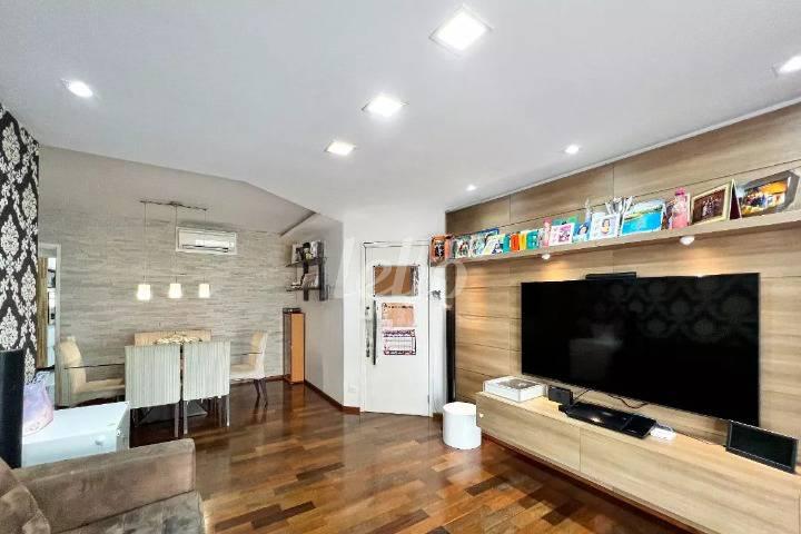 SALA de Apartamento à venda, Padrão com 140 m², 3 quartos e 3 vagas em Indianópolis - São Paulo