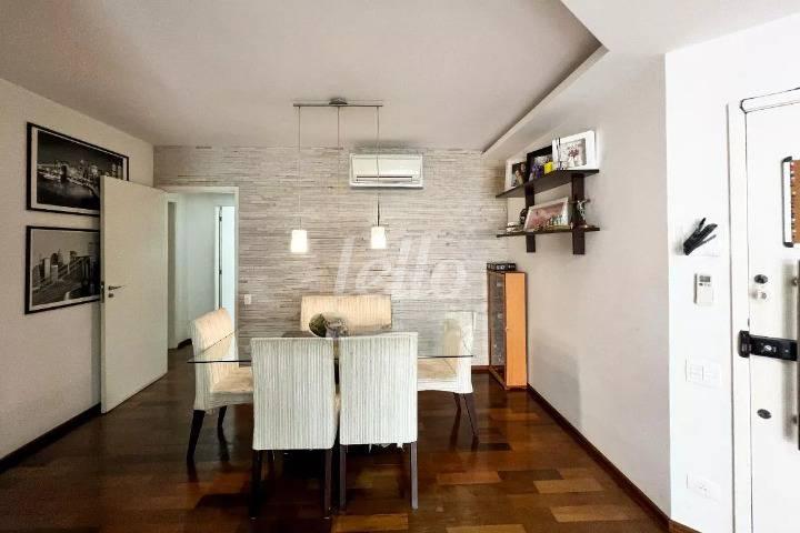 SALA DE JANTAR de Apartamento à venda, Padrão com 140 m², 3 quartos e 3 vagas em Indianópolis - São Paulo
