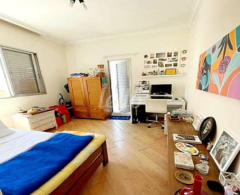 SUITE de Casa à venda, sobrado com 200 m², 4 quartos e 4 vagas em Vila Mariana - São Paulo