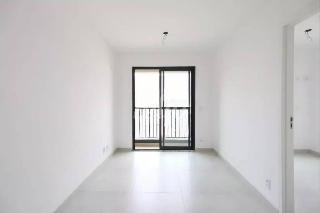 SALA de Apartamento à venda, Padrão com 49 m², 2 quartos e 1 vaga em Jardim São Paulo - São Paulo