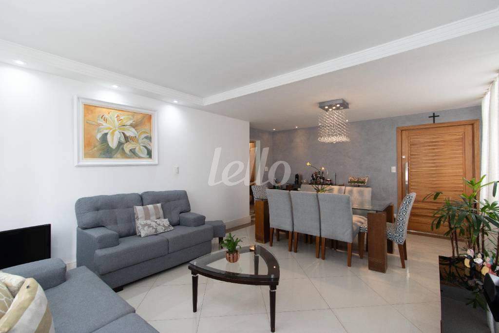 SALA DOIS AMBIENTES de Apartamento à venda, Padrão com 135 m², 3 quartos e 1 vaga em Santana - São Paulo