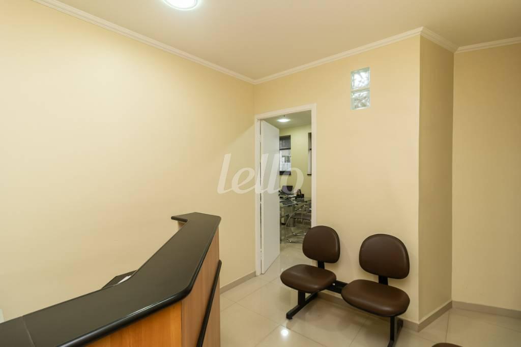 07 RECEPÇÃO de Sala / Conjunto para alugar, Padrão com 32 m², e 1 vaga em Vila Gomes Cardim - São Paulo