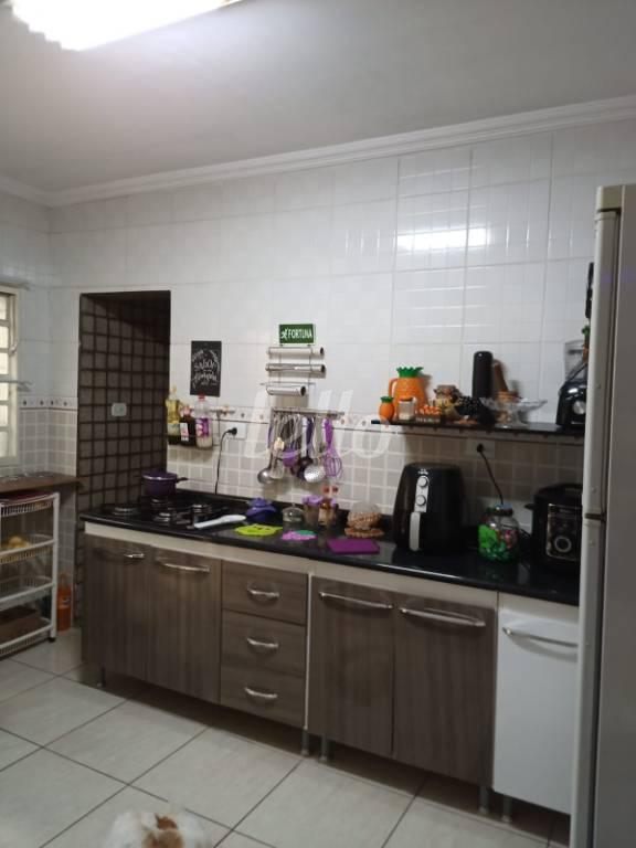 COZINHA CASA BAIXO de Casa à venda, sobrado com 160 m², 5 quartos e 1 vaga em Vila Ivone - São Paulo