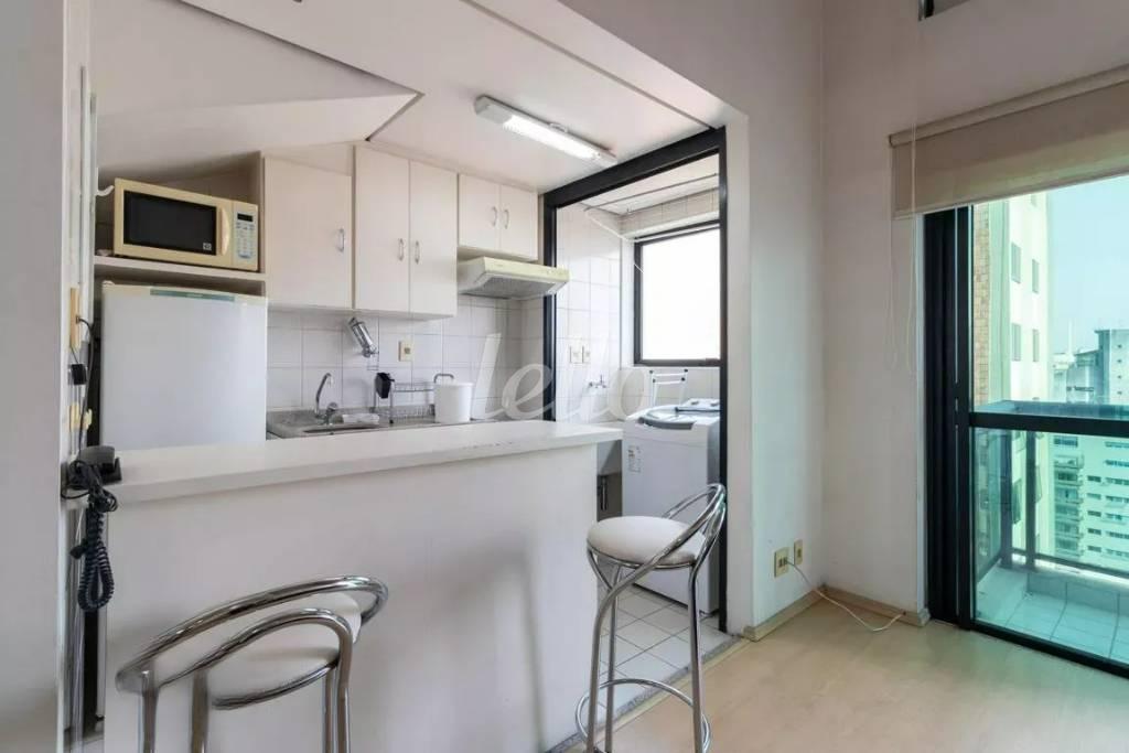 COZINHA de Apartamento para alugar, Duplex com 41 m², 1 quarto e 1 vaga em Indianópolis - São Paulo