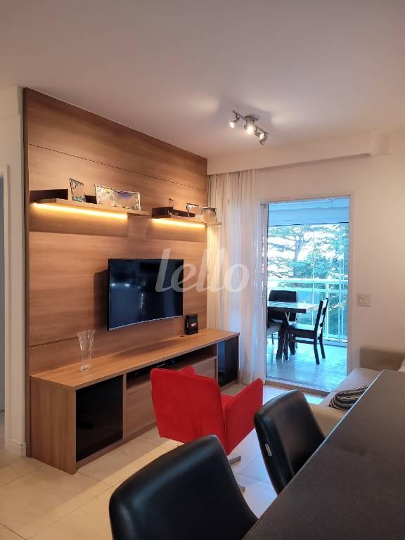 SALA ESTAR de Apartamento à venda, Padrão com 72 m², 2 quartos e 1 vaga em Jardim Das Acácias - São Paulo