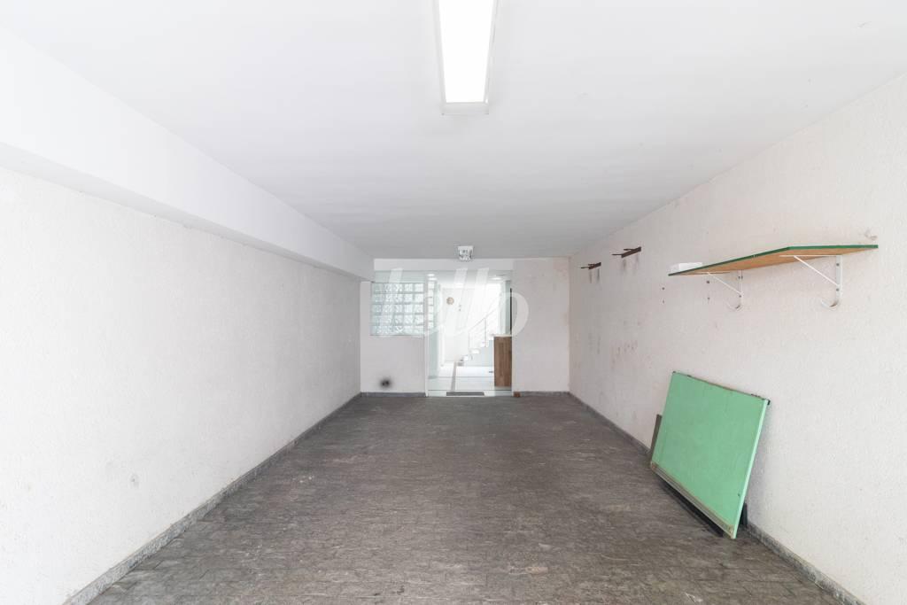 GARAGEM de Casa à venda, sobrado com 250 m², 3 quartos e 3 vagas em Vila Matilde - São Paulo