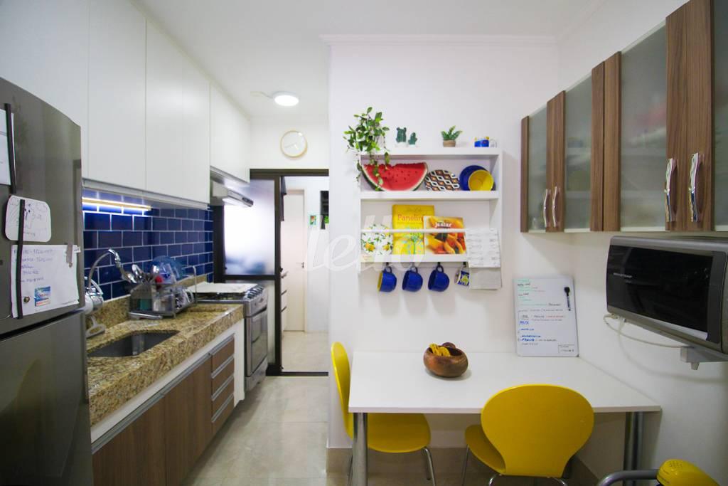 COZINHA de Apartamento à venda, Padrão com 64 m², 2 quartos e 1 vaga em Saúde - São Paulo