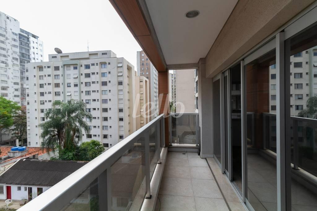 SACADA de Sala / Conjunto para alugar, Padrão com 40 m², e em Brooklin Paulista - São Paulo