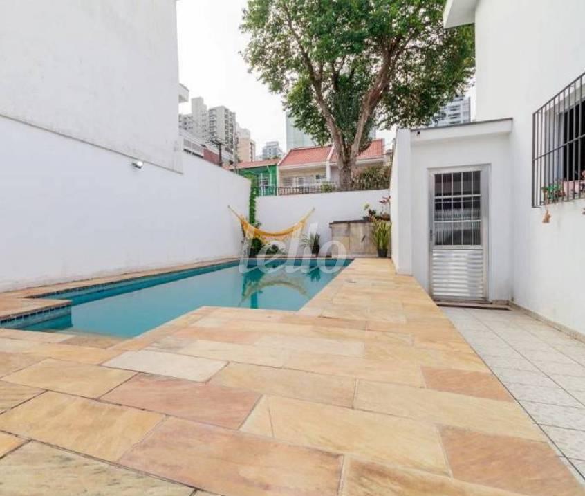 PISCINA de Casa à venda, sobrado com 265 m², 3 quartos e 2 vagas em Vila da Saúde - São Paulo