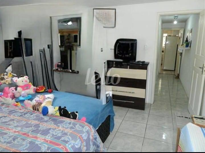 DORMITÓRIO de Casa à venda, sobrado com 117 m², 2 quartos e 2 vagas em Vila Paulo Silas - São Paulo