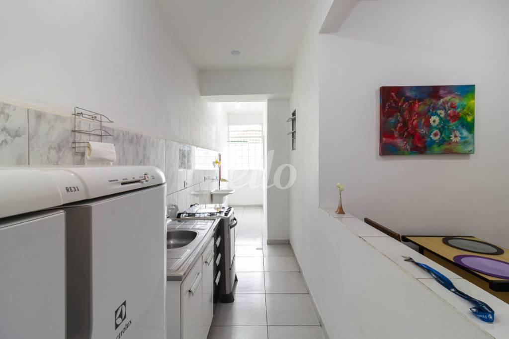 COZINHA de Apartamento para alugar, Padrão com 45 m², 1 quarto e em Vila America - São Paulo