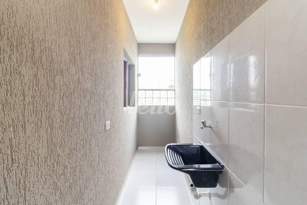 AREA DE SERVIÇO de Apartamento para alugar, Padrão com 45 m², 1 quarto e em Vila America - São Paulo