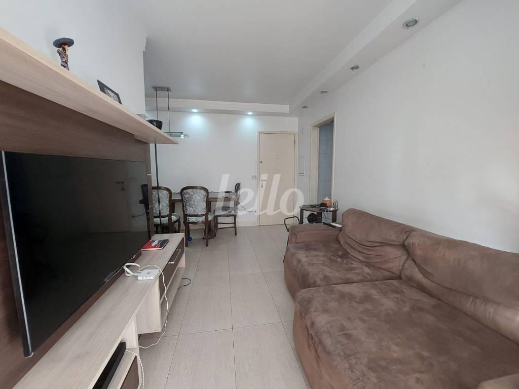 SALA de Apartamento à venda, Padrão com 60 m², 2 quartos e 1 vaga em Vila Gomes Cardim - São Paulo