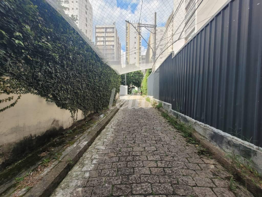 ENTRADA de Casa para alugar, em condomínio - sobrado com 117 m², 3 quartos e 2 vagas em Jardim Paulista - São Paulo