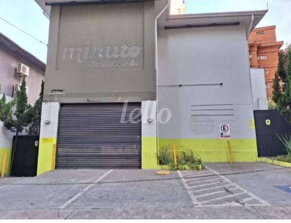 FACHADA de Loja para alugar, Padrão com 459 m², e 4 vagas em Higienópolis - São Paulo
