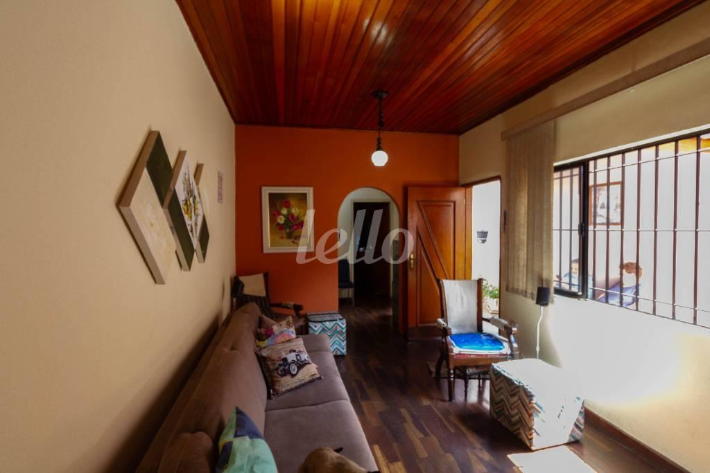 SALA de Casa para alugar, sobrado com 160 m², 4 quartos e 2 vagas em Cambuci - São Paulo