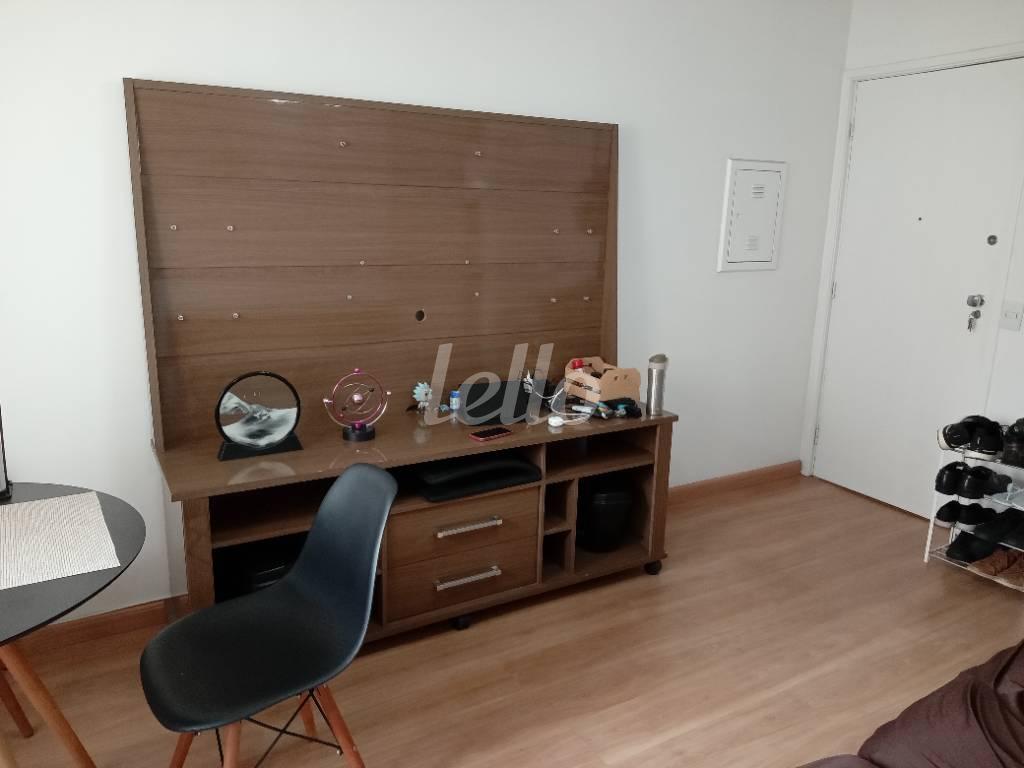 SALA de Apartamento à venda, Padrão com 38 m², 1 quarto e 1 vaga em Saúde - São Paulo