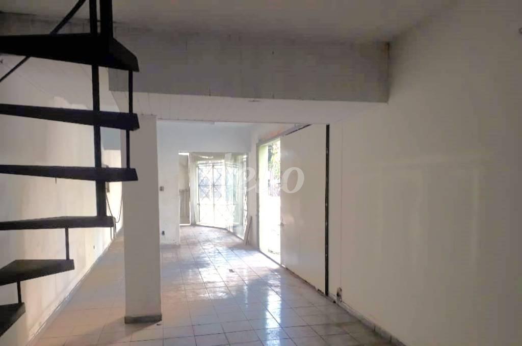 SALÃO de Salão para alugar, Padrão com 151 m², e em Santo Amaro - São Paulo
