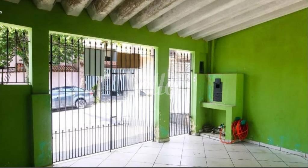 GARAGEM de Casa à venda, térrea com 125 m², 2 quartos e 1 vaga em Parque Capuava - Santo André