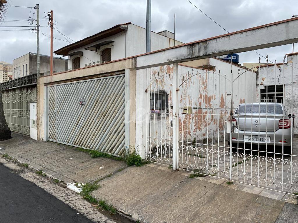 FACHADA de Casa à venda, térrea com 120 m², 4 quartos e 2 vagas em Vila Carrão - São Paulo