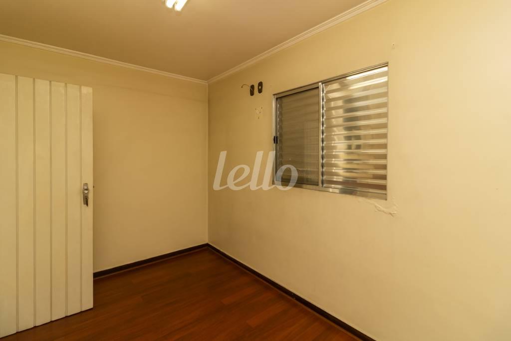 QUARTO DE SERVIÇO de Casa para alugar, assobradada com 350 m², 4 quartos e em Vila Prudente - São Paulo