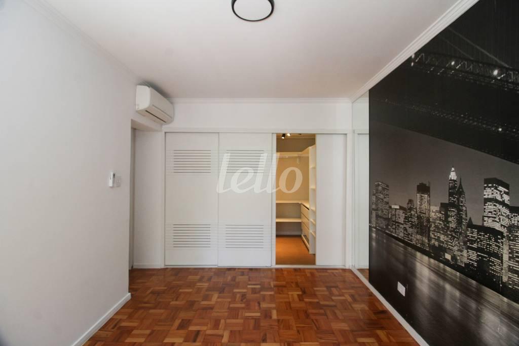 SUÍTE de Apartamento à venda, Padrão com 112 m², 2 quartos e 2 vagas em Vila Pompeia - São Paulo