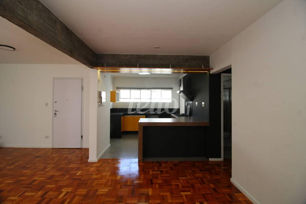 SALA de Apartamento à venda, Padrão com 112 m², 2 quartos e 2 vagas em Vila Pompeia - São Paulo