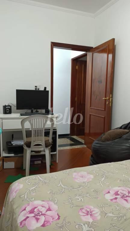 DORMITÓRIO de Apartamento à venda, Padrão com 82 m², 3 quartos e 1 vaga em Vila Scarpelli - Santo André