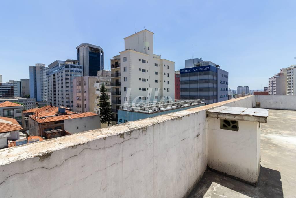 VARANDA de Prédio Comercial para alugar, Monousuário com 2000 m², e 20 vagas em Liberdade - São Paulo