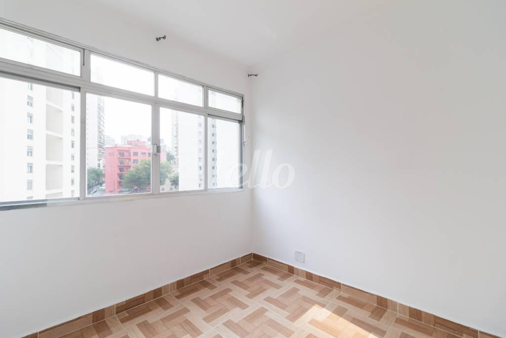 DORMITÓRIO de Apartamento à venda, Padrão com 36 m², 1 quarto e em Bela Vista - São Paulo