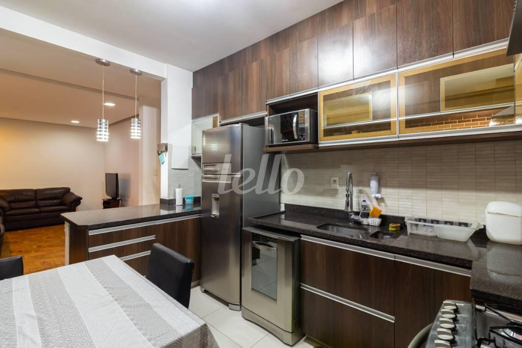 COZINHA de Apartamento para alugar, Padrão com 150 m², 3 quartos e 1 vaga em Pinheiros - São Paulo