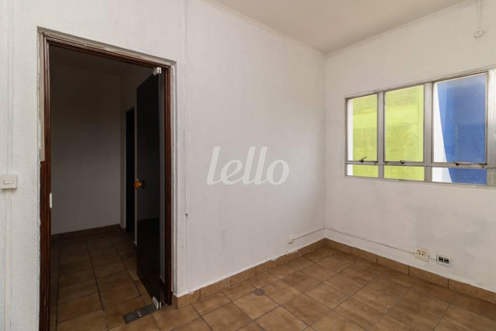 05 SALA 3 de Casa para alugar, sobrado com 320 m², e 4 vagas em Vila Jerusalém - São Bernardo do Campo