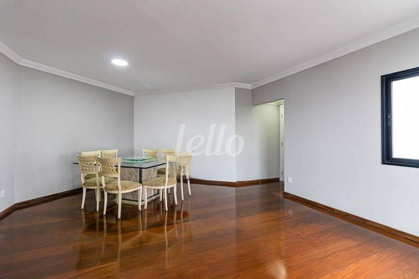 SALA de Apartamento para alugar, Padrão com 120 m², 4 quartos e 4 vagas em Vila Gomes Cardim - São Paulo