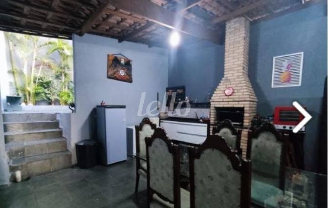 ÁREA GOURMET de Casa à venda, sobrado com 180 m², 3 quartos e 2 vagas em Vila Bertioga - São Paulo