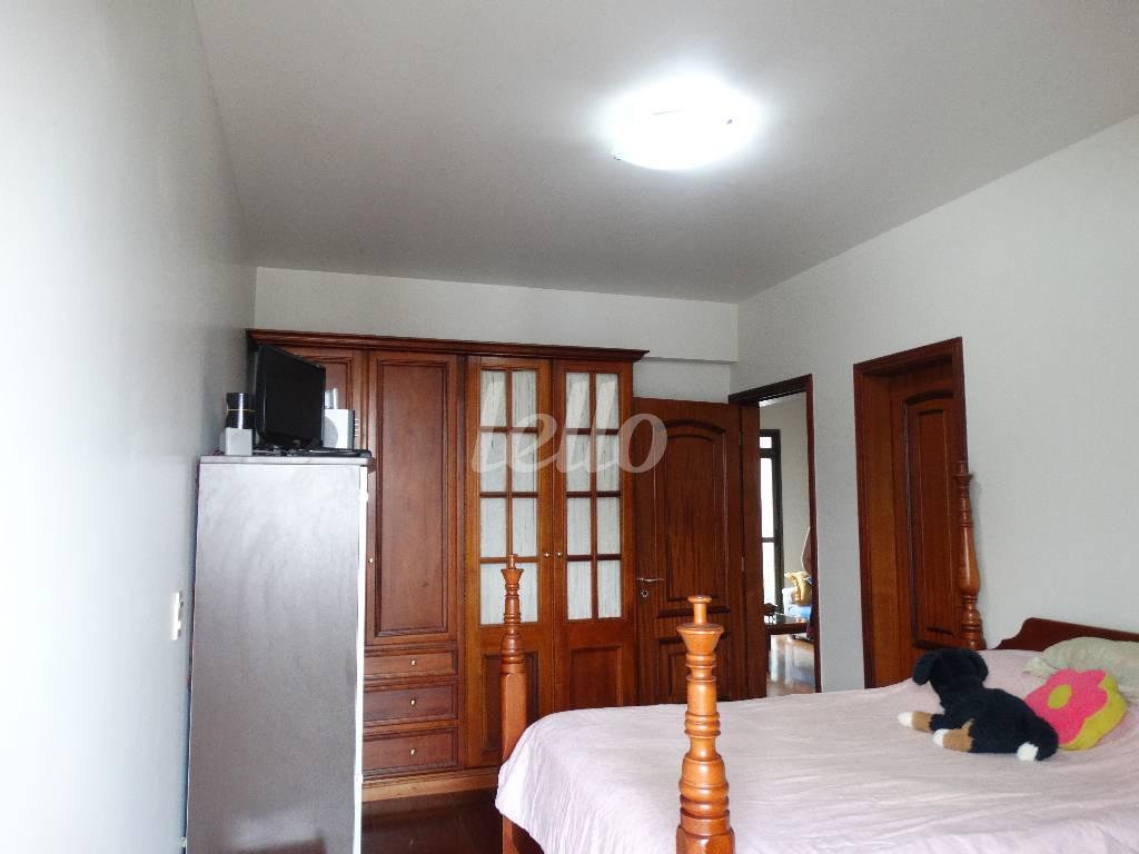 SUÍTE de Apartamento à venda, Padrão com 298 m², 4 quartos e 5 vagas em Vila Bastos - Santo André