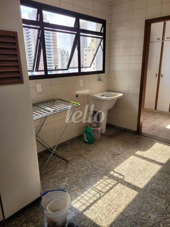 LAVANDERÍA de Apartamento à venda, Padrão com 189 m², 4 quartos e 3 vagas em Tatuapé - São Paulo