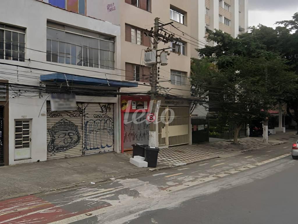 FACHADA de Loja para alugar, Padrão com 200 m², e em Cerqueira César - São Paulo