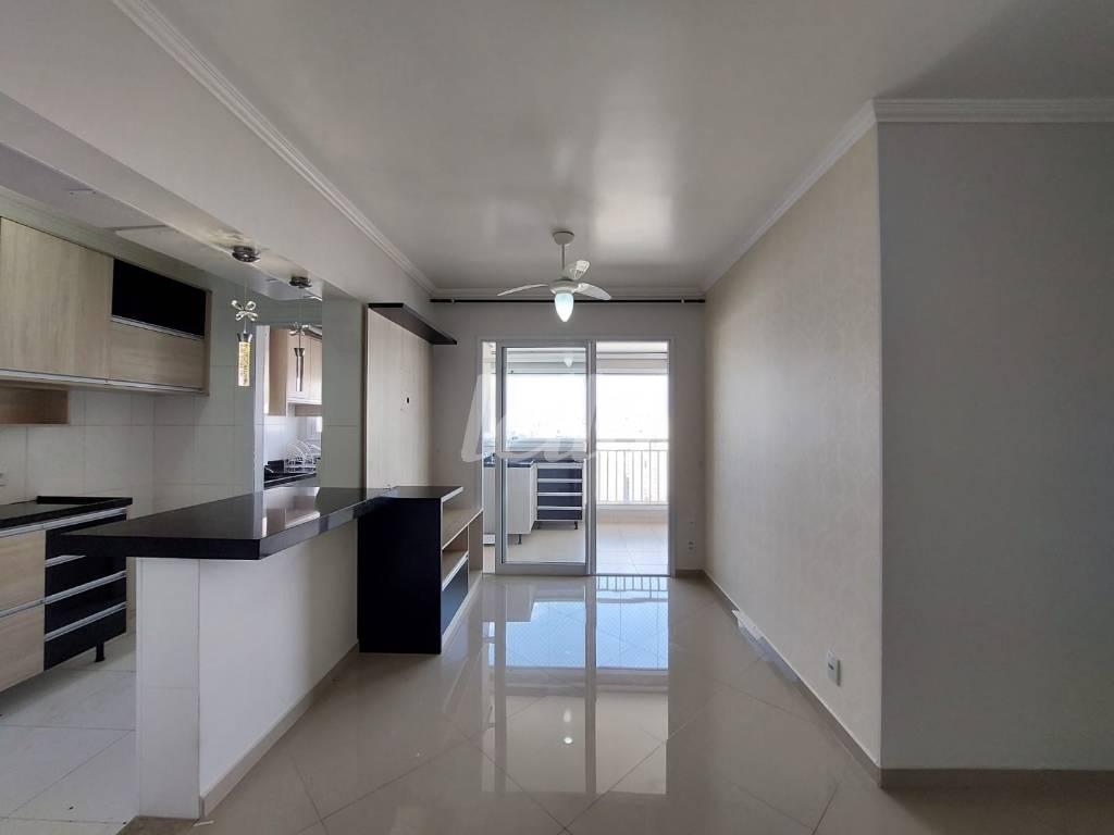SALA de Apartamento à venda, Padrão com 80 m², 2 quartos e 2 vagas em Tatuapé - São Paulo