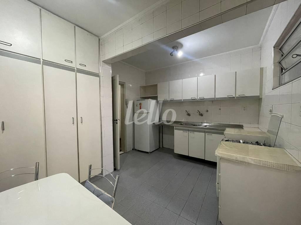 COZINHA de Apartamento à venda, Padrão com 100 m², 2 quartos e 1 vaga em Vila Buarque - São Paulo