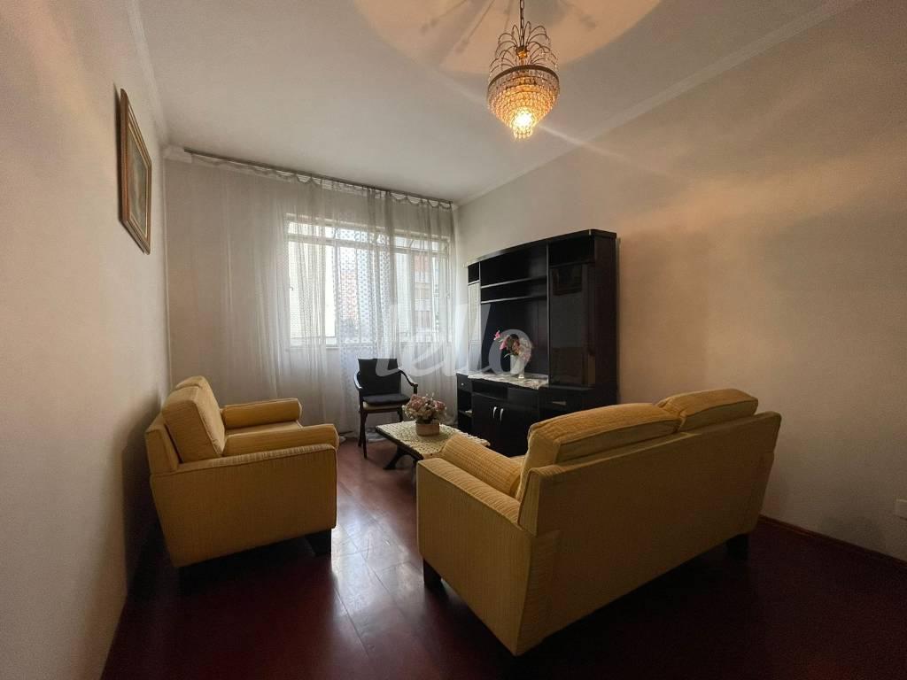 SALA de Apartamento à venda, Padrão com 100 m², 2 quartos e 1 vaga em Vila Buarque - São Paulo