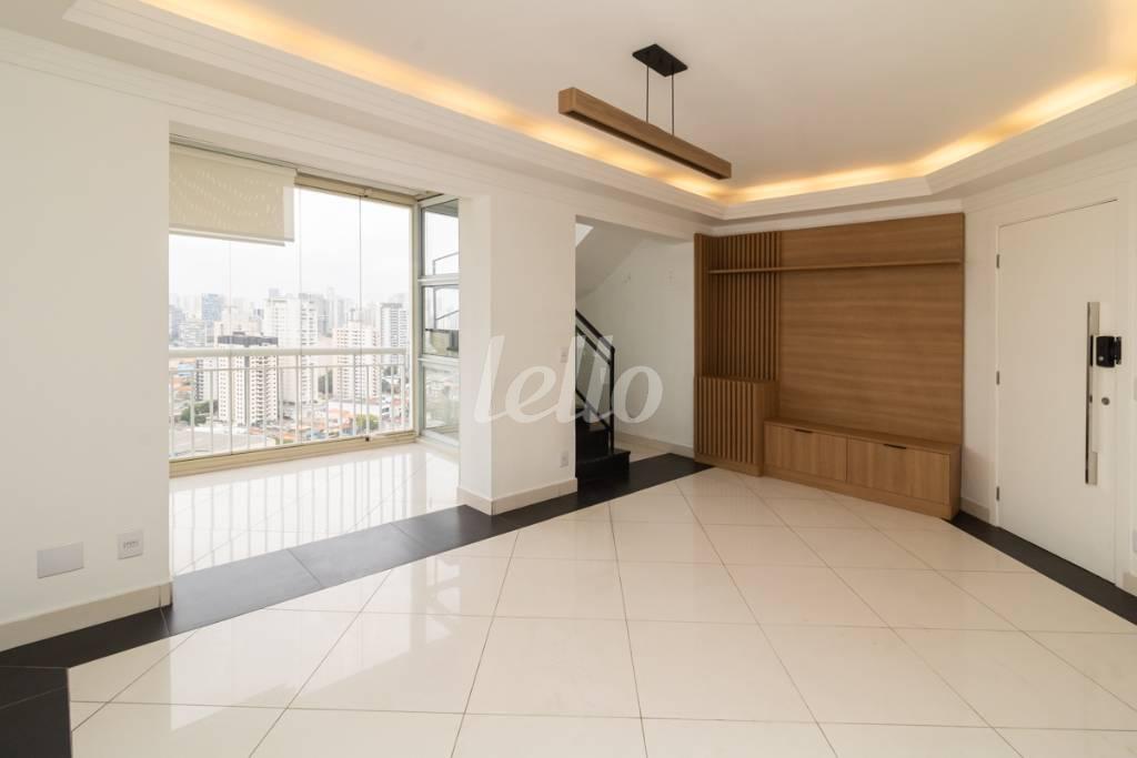 03 SALA de Apartamento à venda, cobertura - Padrão com 180 m², 3 quartos e 3 vagas em Tatuapé - São Paulo