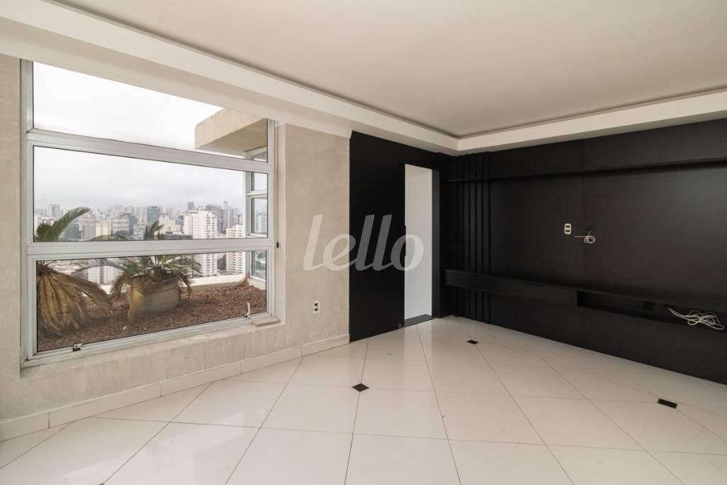 32 SALA DA COBERTURA de Apartamento à venda, cobertura - Padrão com 180 m², 3 quartos e 3 vagas em Tatuapé - São Paulo