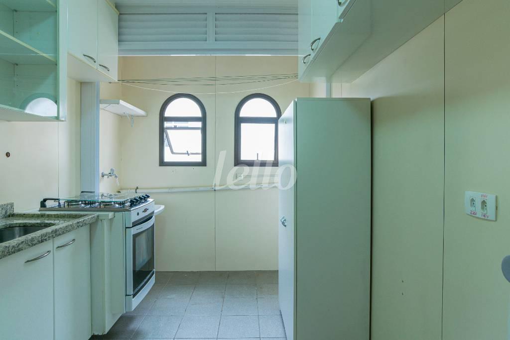 COZINHA de Apartamento para alugar, Padrão com 76 m², 2 quartos e 1 vaga em Jardim Paulista - São Paulo