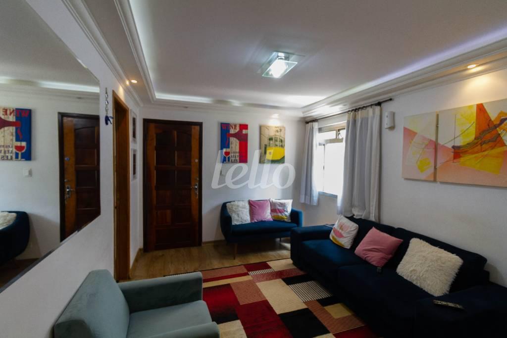 SALA de Apartamento à venda, Padrão com 74 m², 3 quartos e 1 vaga em Vila Regente Feijó - São Paulo