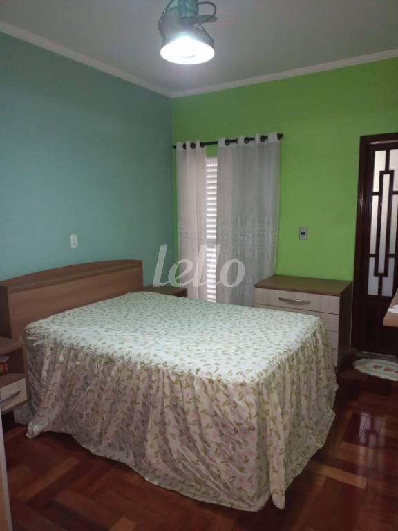 DORMITÓRIO de Apartamento à venda, Padrão com 188 m², 3 quartos e 2 vagas em Vila Bastos - Santo André
