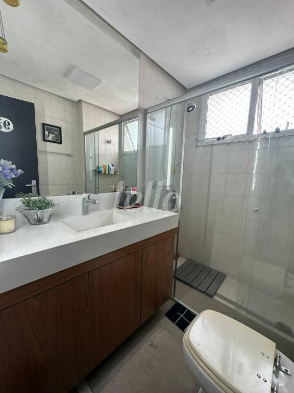 BANHEIRO 1 de Apartamento à venda, Duplex com 168 m², 2 quartos e 2 vagas em Mirandopolis - São Paulo
